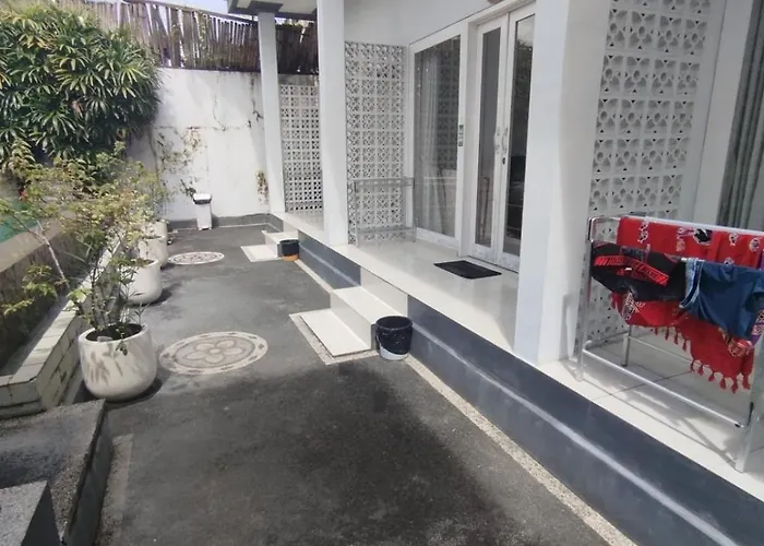 Deluxe Near Guest house